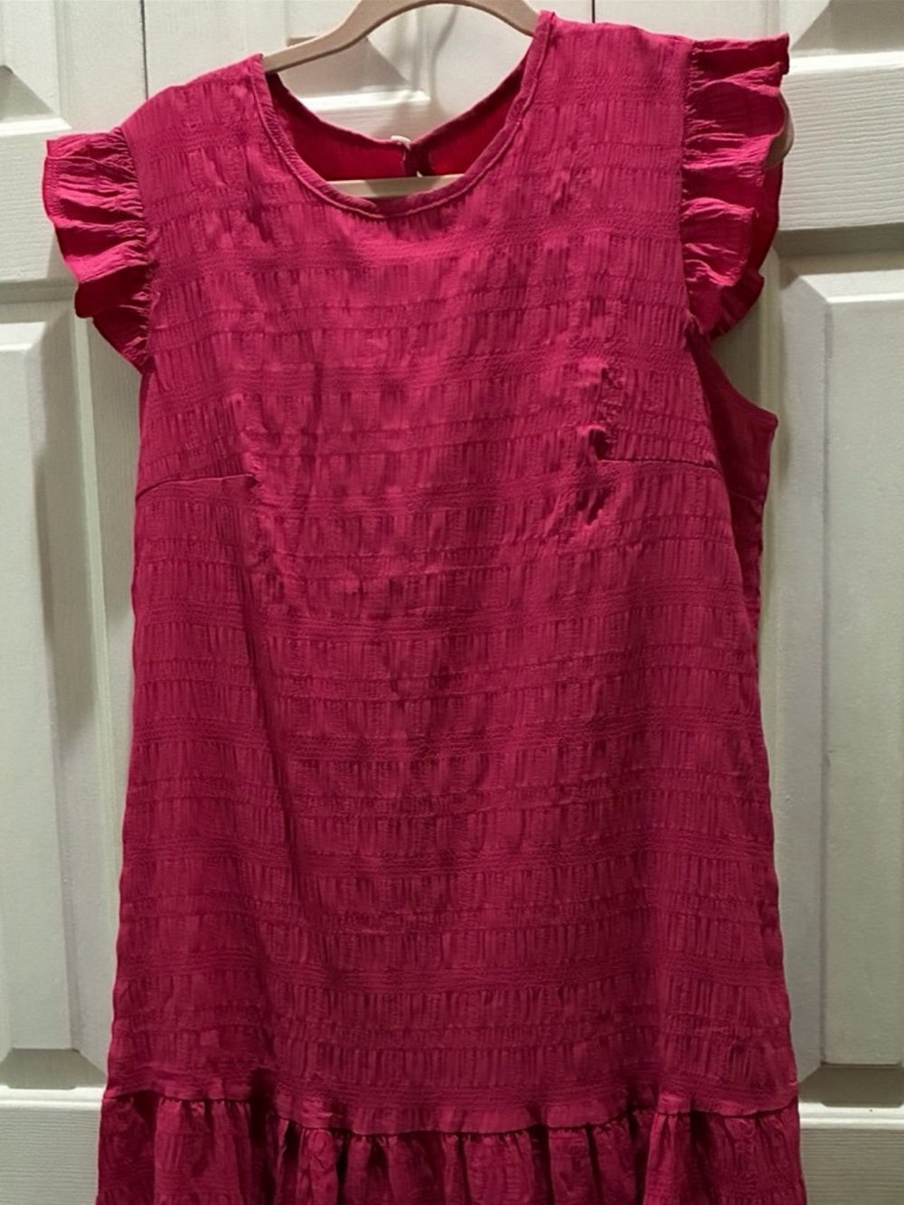 New! Women’s Sleeveless w/ Ruffles Solid Pink Color Round Neck Dress. Size:Large